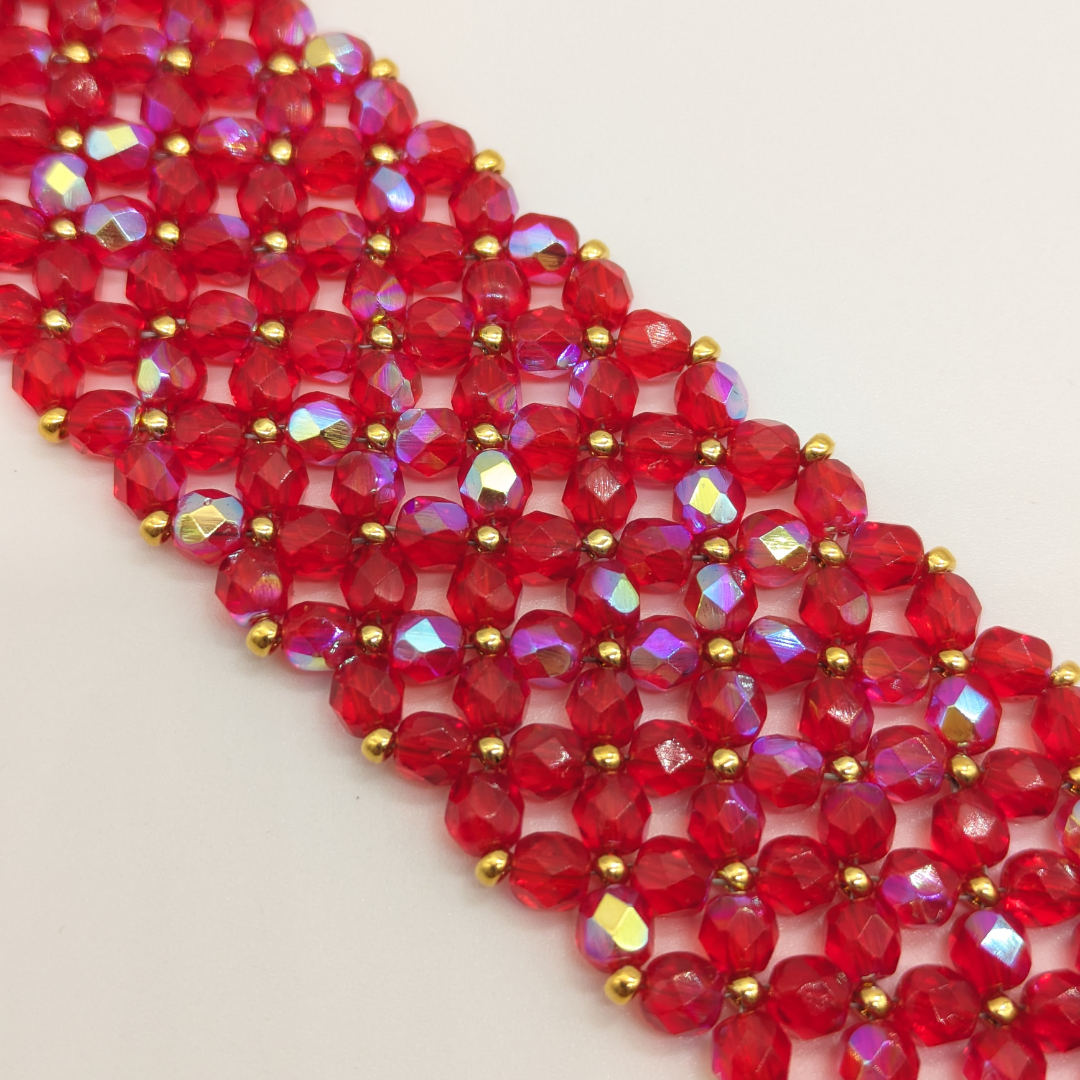 Rote Statement-Kette