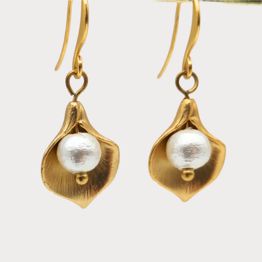 Earrings Calla cream / gold